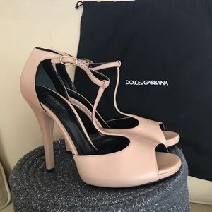 DOLCE & GABBANA Italian leather pump